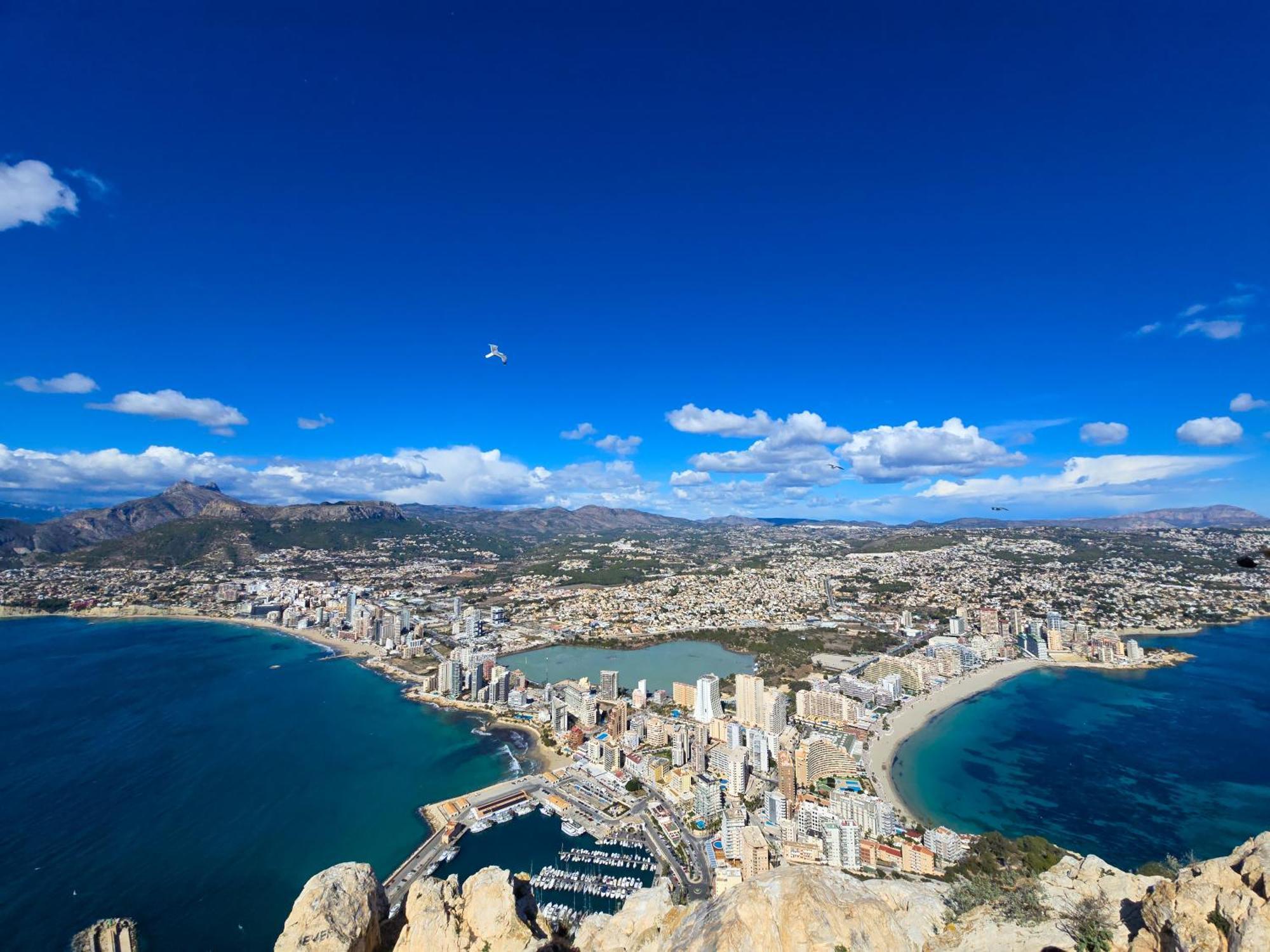 Horizonte Beachfront Apartment Ifach Екстер'єр фото
