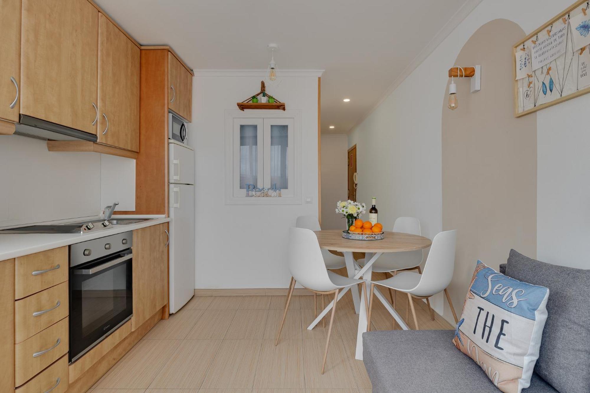 Horizonte Beachfront Apartment Ifach Екстер'єр фото